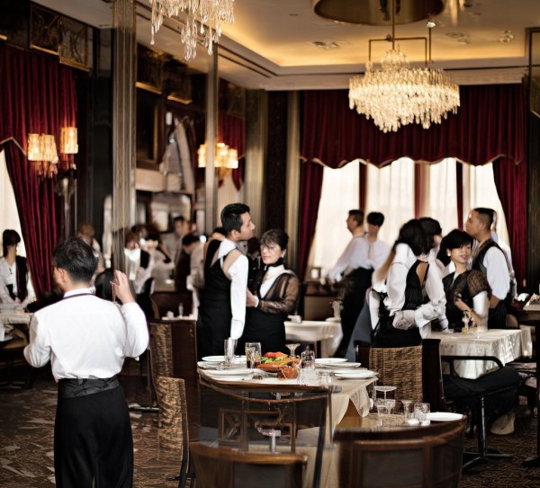 大酒店餐饮部怎样管理？